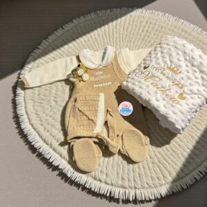 primera puesta de bebe recien nacido