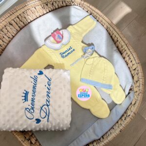 primera puesta de bebe recien nacido