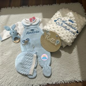 primera puesta de bebe recien nacido